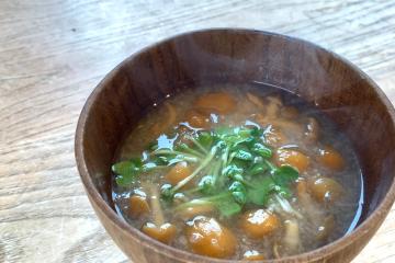 なめたけと大根おろしのお味噌汁