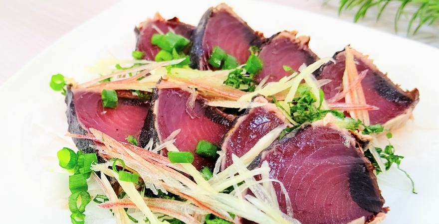 Bonito slices on a plate