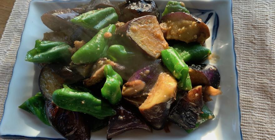 Stired fry eggplant & bell pepper with miso flavoured sauce.