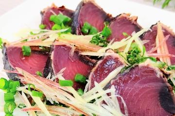 Bonito slices on a plate