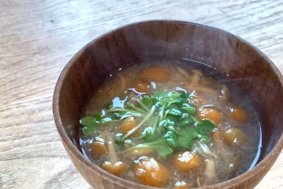 なめたけと大根おろしのお味噌汁