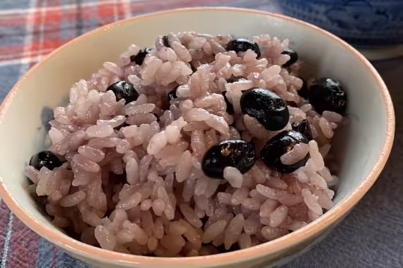 Black soybean rice with a Japanese dish